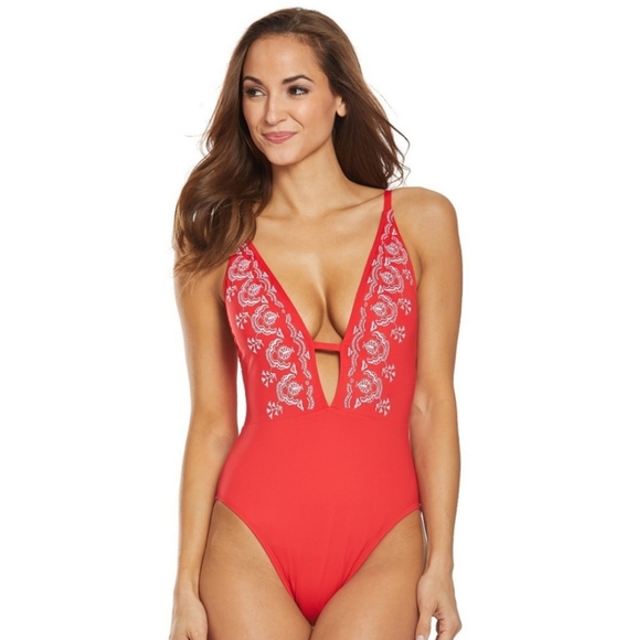 NWOT LA BLANCA Red Social Club Embroidered Plunge Swimsuit - Picture 2 of 12